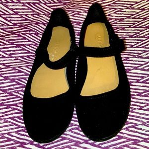 Old Navy black suede like shoes
